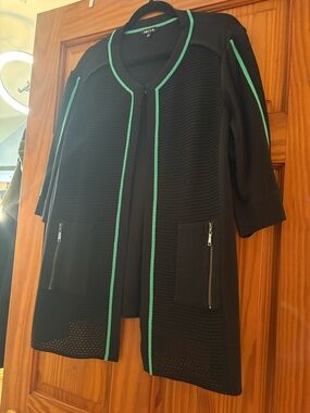 Mislook Black Open-Front Jacket with Green Trim size 1x